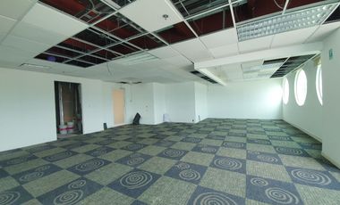 RENTA ESPACIOSAS OFICINAS EN INTERLOMAS EDIFICIO PHILLIPS