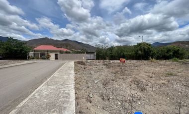Se vende lote en Catamayo en la Urbanización Ciudad de Sol