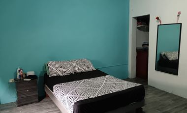 Venta de Casa en Colinas de la Alborada, 5 dormitorios, garaje cerrado