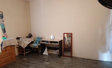 Venta de Casa en Colinas de la Alborada, 5 dormitorios, garaje cerrado