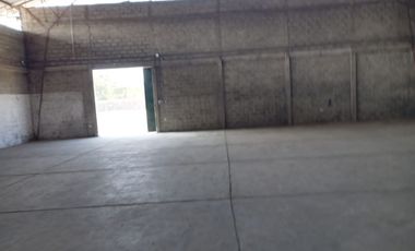 Bodega de alquiler en la Vía Durán-Boliche, Compejo de Bodegas, 350 m2.