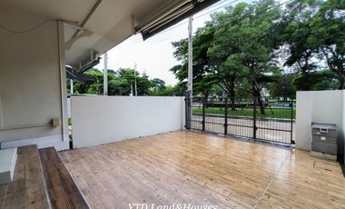 2-storey townhome for sale in Villaggio Bangna (Abac Bangna), Front of the house facing north,  near the clubhouse, special price