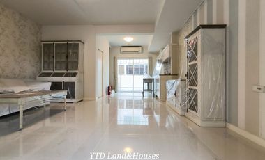 2-storey townhome for sale in Villaggio Bangna (Abac Bangna), Front of the house facing north,  near the clubhouse, special price