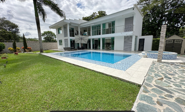 Amplia casa campestre en la vereda vanguardia