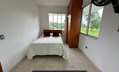 Amplia casa campestre en la vereda vanguardia