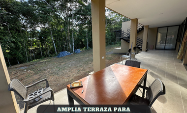 Casa moderna en medio del bosque en exclusivo en el condominio casa de campo en Restrepo