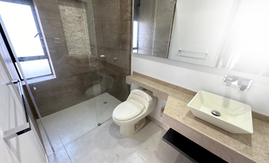 Casa moderna en medio del bosque en exclusivo en el condominio casa de campo en Restrepo