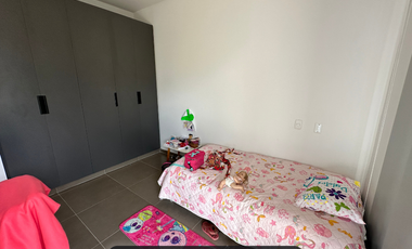 Casa moderna en medio del bosque en exclusivo en el condominio casa de campo en Restrepo