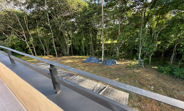 Casa moderna en medio del bosque en exclusivo en el condominio casa de campo en Restrepo