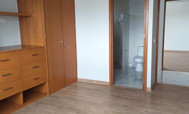 Amplio departamento en el Country Club