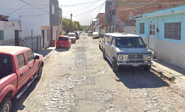 ¡¡Invierte Inteligente en Cesiones de Derechos !! Venta de Hermosa Casa en Exclusiva Zona, Col. Benito Juárez Zapopan Jal...