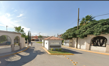CASA EN VENTA EN QUINTAS DEL DESIERTO -SF