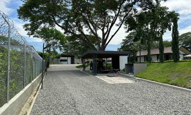 FINCA VILLA ESMERALDA SE PUEDE ALQUILAR FINES DE SEMANA Y PUENTES.