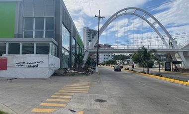 Renta de Terreno en la Costera Miguel Alemán, caleta Frente a Walmart Exprés
