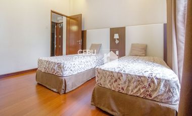 Bright Condo with Stunning Cityscape Views in Cebu IT Park
