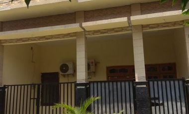 Rumah 2 Lantai Gkb Manyar Gresik