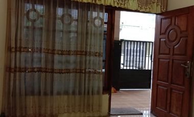 Rumah 2 Lantai Gkb Manyar Gresik