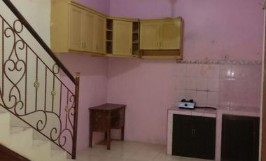 Rumah 2 Lantai Gkb Manyar Gresik