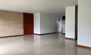 45155 Apartamento en arriendo en el sector Loma de los Benedictinos