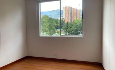 45155 Apartamento en arriendo en el sector Loma de los Benedictinos