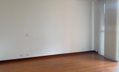 45155 Apartamento en arriendo en el sector Loma de los Benedictinos