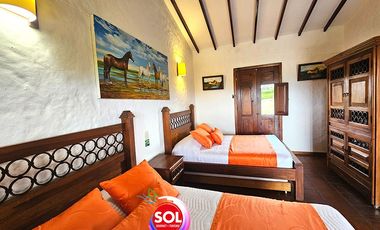 Hermosa casa finca de alquiler por días en Montenegro, Quindio, con piscina