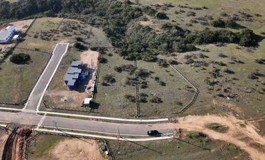 Exclusivos sitios de 2.000 m2 urbanizados