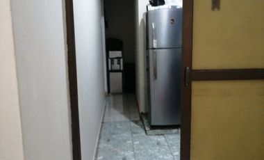 VENDO CASA CON DOS LOCALES EN AV. QUITO Y MANABI