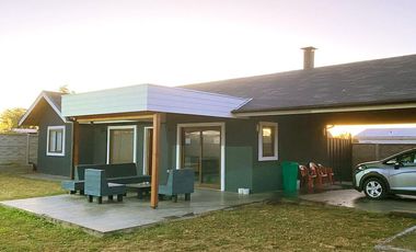 Vendemos en Temuco  amplio quincho camino a Botrolhue