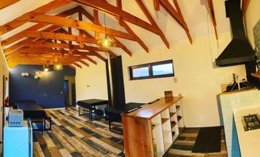 Vendemos en Temuco  amplio quincho camino a Botrolhue