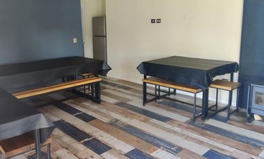 Vendemos en Temuco  amplio quincho camino a Botrolhue