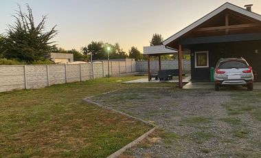 Vendemos en Temuco  amplio quincho camino a Botrolhue