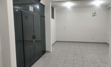 LOCAL EN ALQUILER  EN LA AV. COLLASUYO