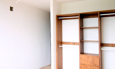Casa en venta con alberca en privada residencial.
