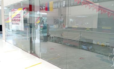 VENDEMOS LOCAL COMERCIAL CENTRO COMERCIAL PUERTA GRANDE