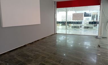 VENDEMOS LOCAL COMERCIAL CENTRO COMERCIAL PUERTA GRANDE