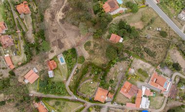 Terreno en venta en sector San José cerca del centro de Malacatos