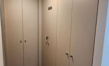 Impecable Departamento Amoblado y con patio