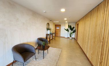 Impecable Departamento Amoblado y con patio