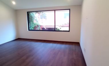 CASA EN VENTA EN CONJUNTO EN TECAMACHALCO REMODELADA CON Seguridad
