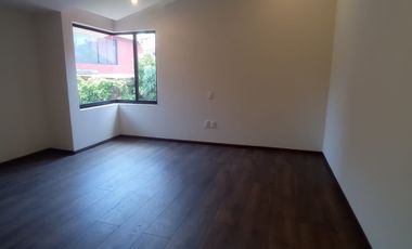 CASA EN VENTA EN CONJUNTO EN TECAMACHALCO REMODELADA CON Seguridad