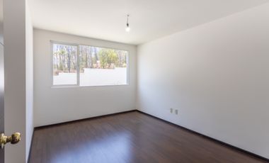 CASA EN VENTA EN BOSQUES DEL LAGO
