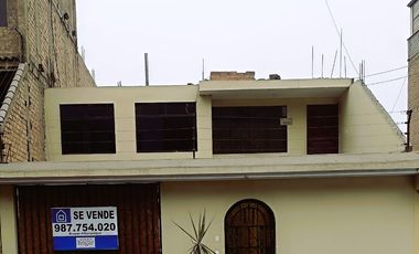 Casa de 2 Pisos con 2 Cocheras en Venta, Ideal para Remodelar 180M2