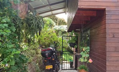 Venta de cabaña en Santa Elena Vereda El Cerro