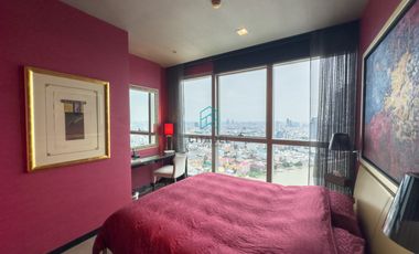 The River Condominium - Deluxe High Floor 3 Beds Condo for Sale!
