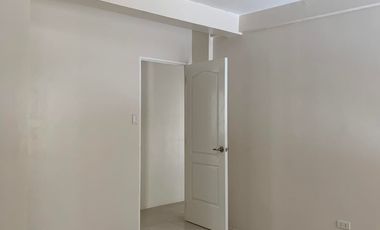 RFO Condo for Sale in Valenza Mansions, Sta. Rosa | Near Solenad Mall