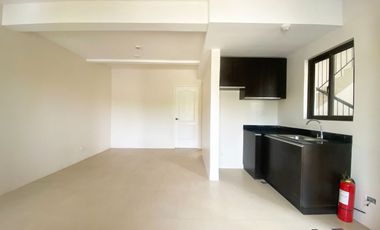 RFO Condo for Sale in Valenza Mansions, Sta. Rosa | Near Solenad Mall