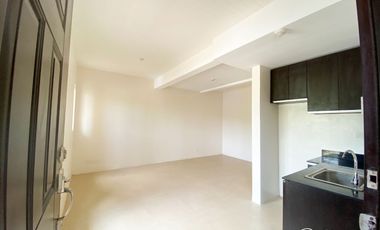 RFO Condo for Sale in Valenza Mansions, Sta. Rosa | Near Solenad Mall