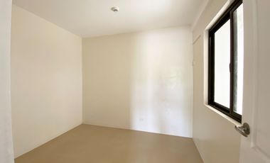 RFO Condo for Sale in Valenza Mansions, Sta. Rosa | Near Solenad Mall