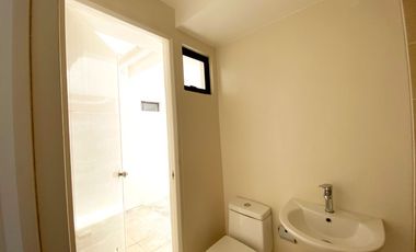 RFO Condo for Sale in Valenza Mansions, Sta. Rosa | Near Solenad Mall